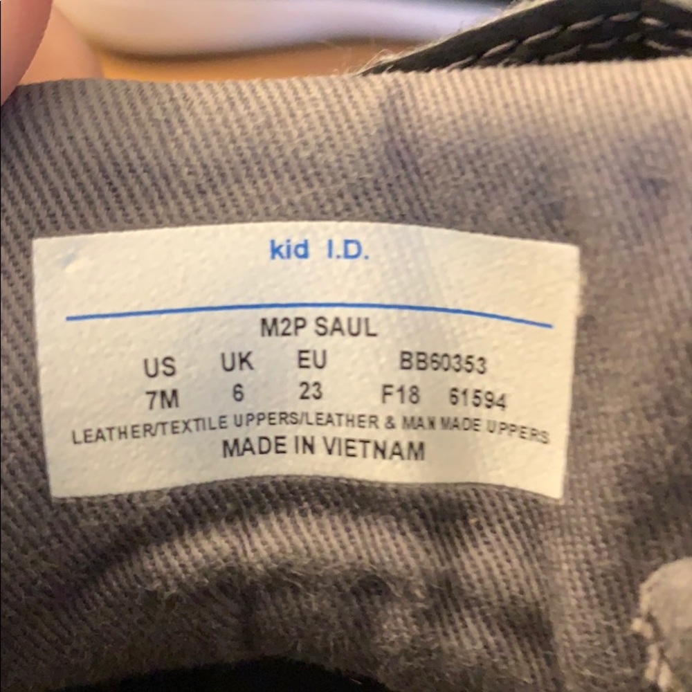 Stride Rite Shoes - Picture 3 of 5